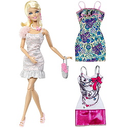Barbie Fashionista - Set papusa roz cu 2 rochii